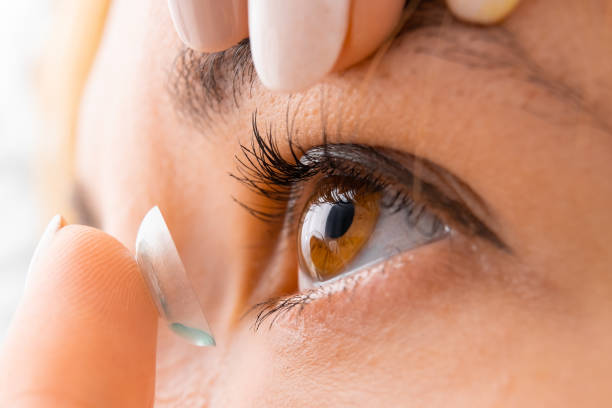 contact lens 1 .jpg